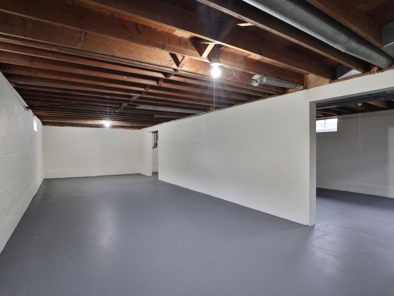 1046 Northridge Road, Columbus, OH 43224 Photo 32