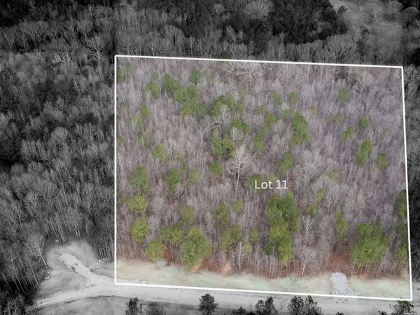 150 Berry Road, Barnesville, GA 30204