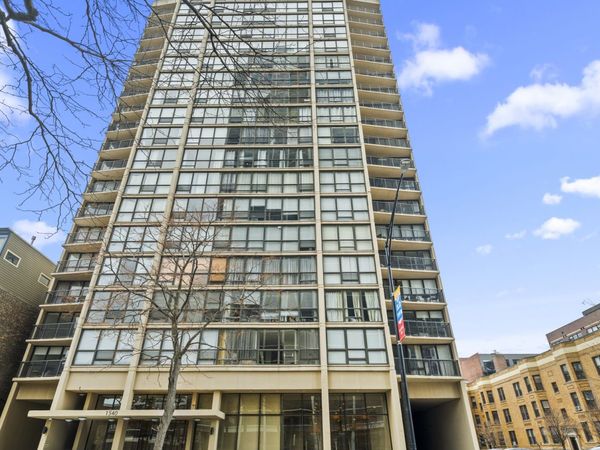 1540 N LASALLE Drive, Unit 907, Chicago, IL 60610