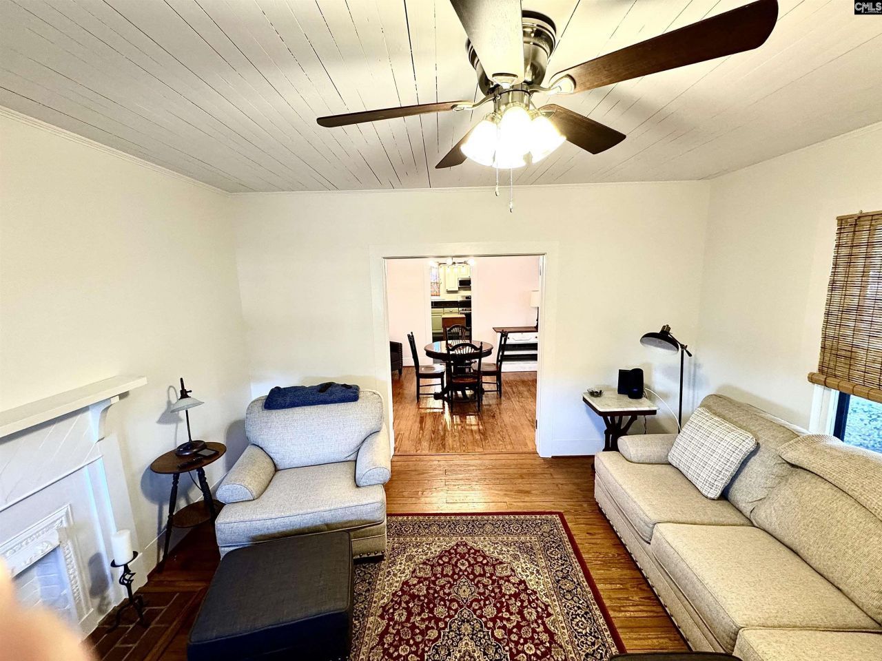 1010 Augusta Street Photo 15