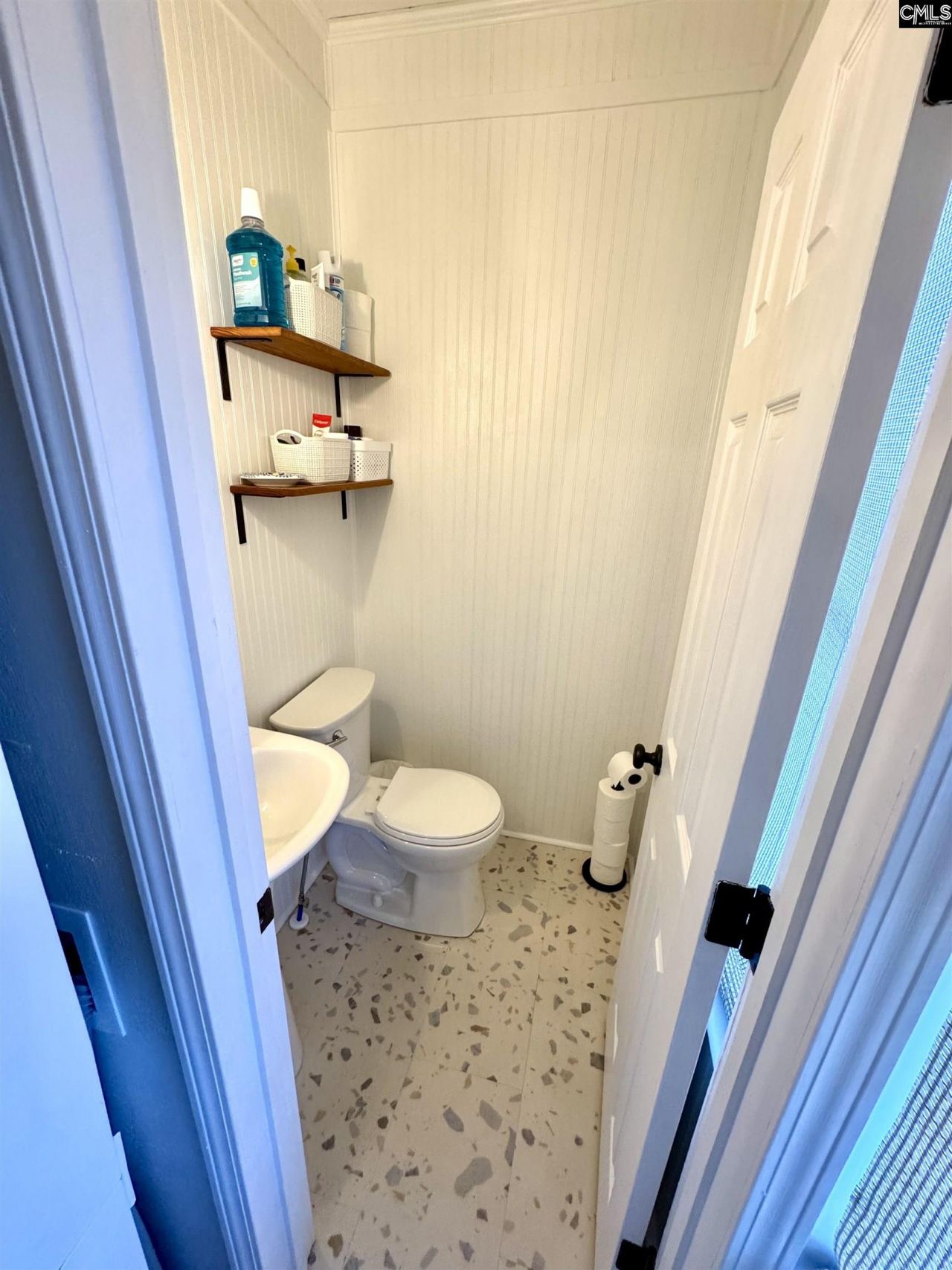 1010 Augusta Street Photo 24