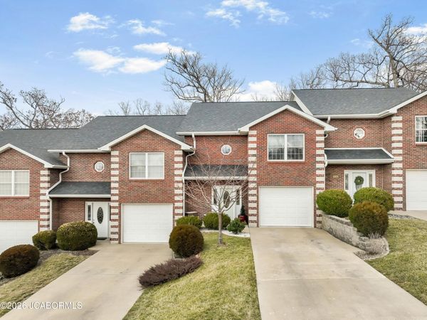 2622 PORTABELLO PLACE DR, Jefferson City, MO 65109
