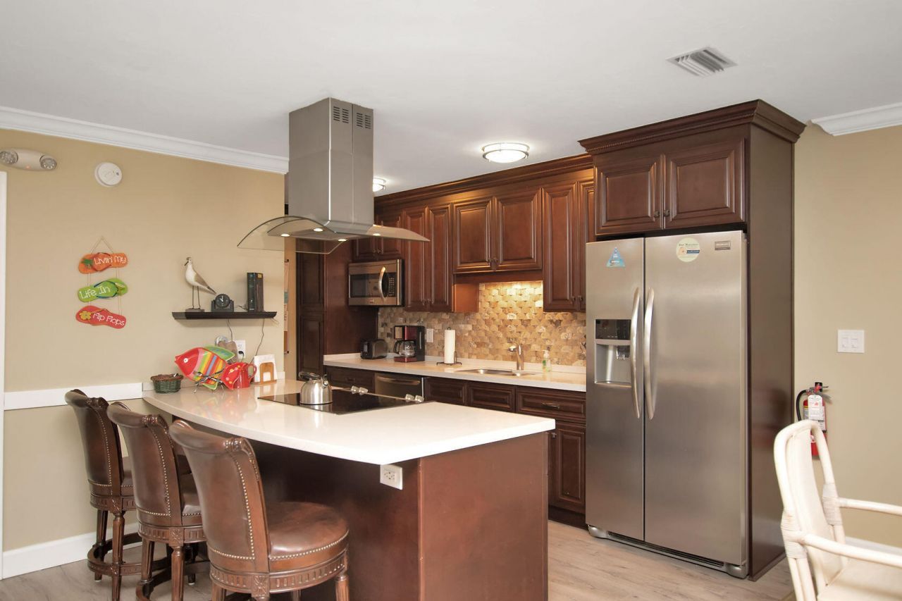 12690 Overseas Highway, Unit APT 210, Marathon, FL 33050 Photo