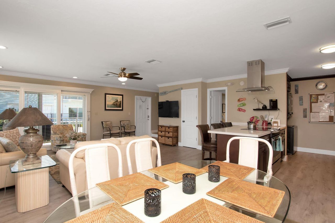 12690 Overseas Highway, Unit APT 210, Marathon, FL 33050 Photo