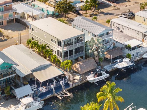 1515 Aqueduct Lane, KEY LARGO, FL 33037