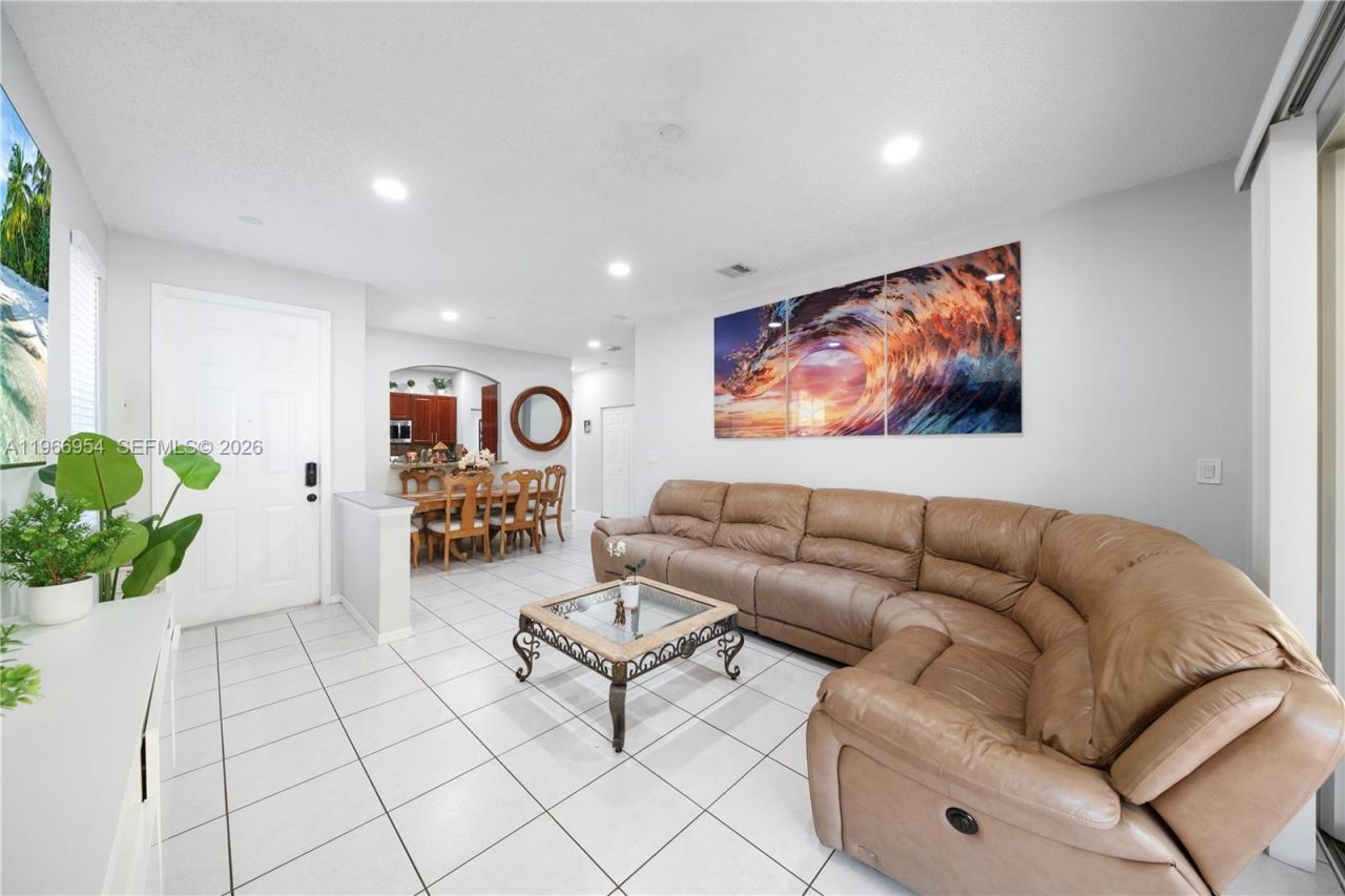 4217 NE 22nd Dr, Homestead, FL 33033 Photo