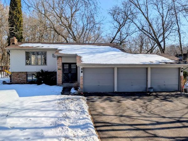 17091 Creek Ridge Trail, Minnetonka, MN 55345