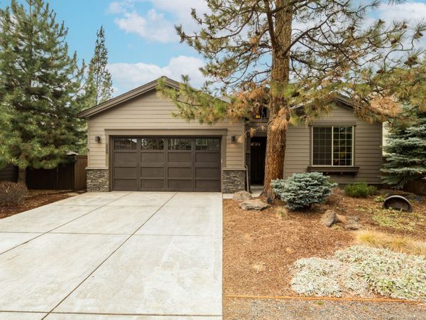 3053 NW Clubhouse Drive, Bend, OR 97703