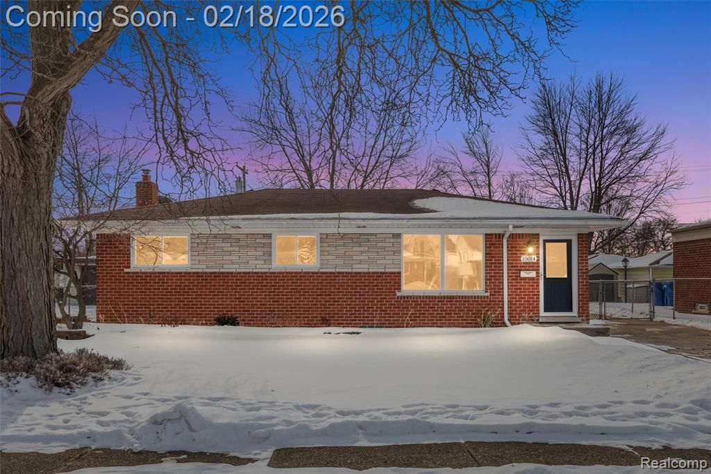 15014 Arden Avenue, Warren, MI 48088 Main Photo