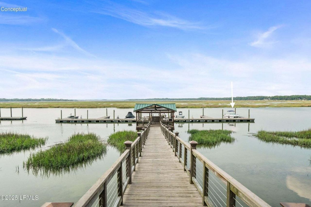 15 Sunset Boulevard Photo 57