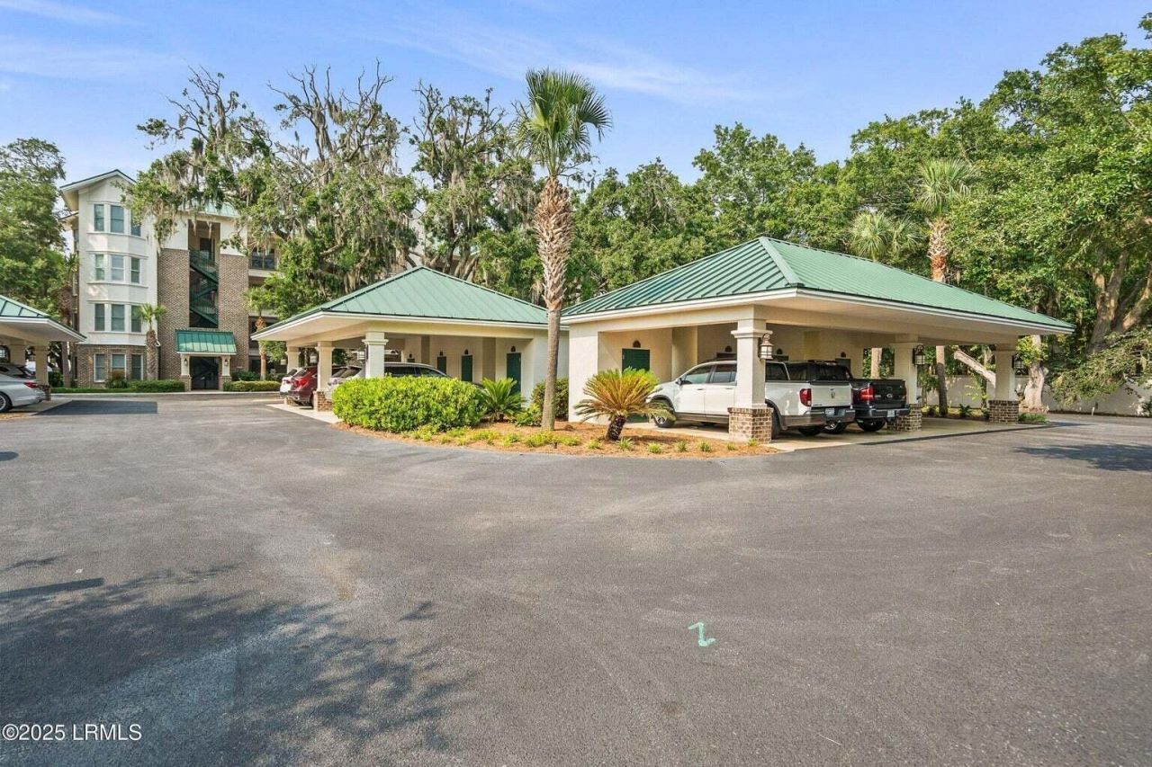 15 Sunset Boulevard Photo 67