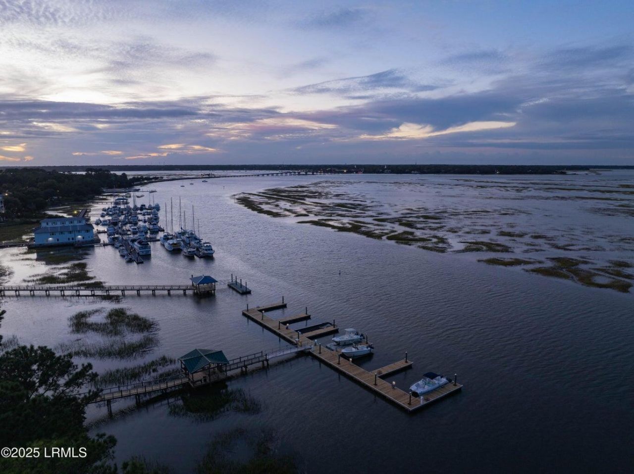 15 Sunset Boulevard Photo 74