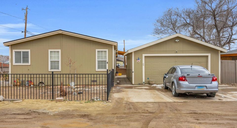 592 Morgan Circle, Sun Valley, NV 89433 Photo