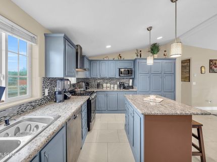 592 Morgan Circle, Sun Valley, NV 89433 Photo