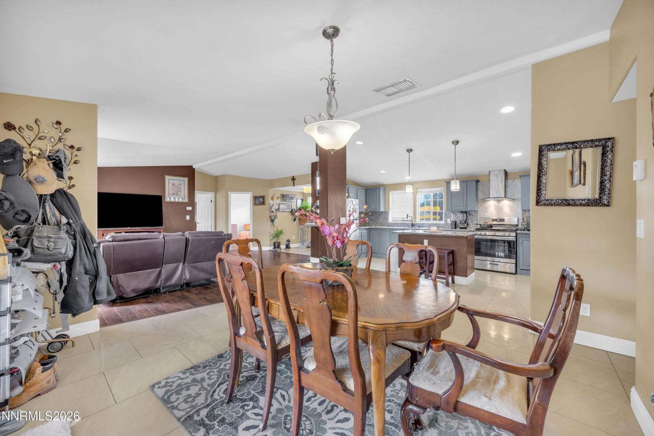 592 Morgan Circle, Sun Valley, NV 89433 Photo