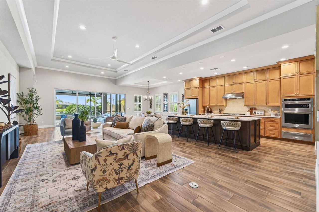 8134 Redonda Loop, Lakewood Ranch, FL 34202 Photo