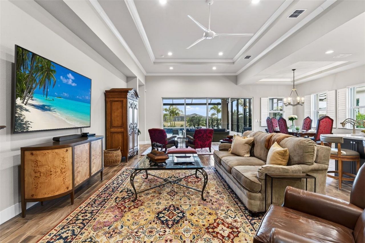 8134 Redonda Loop, Lakewood Ranch, FL 34202 Photo