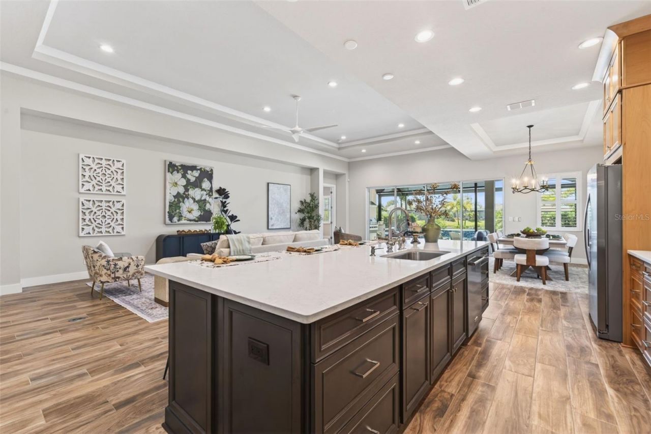 8134 Redonda Loop, Lakewood Ranch, FL 34202 Photo