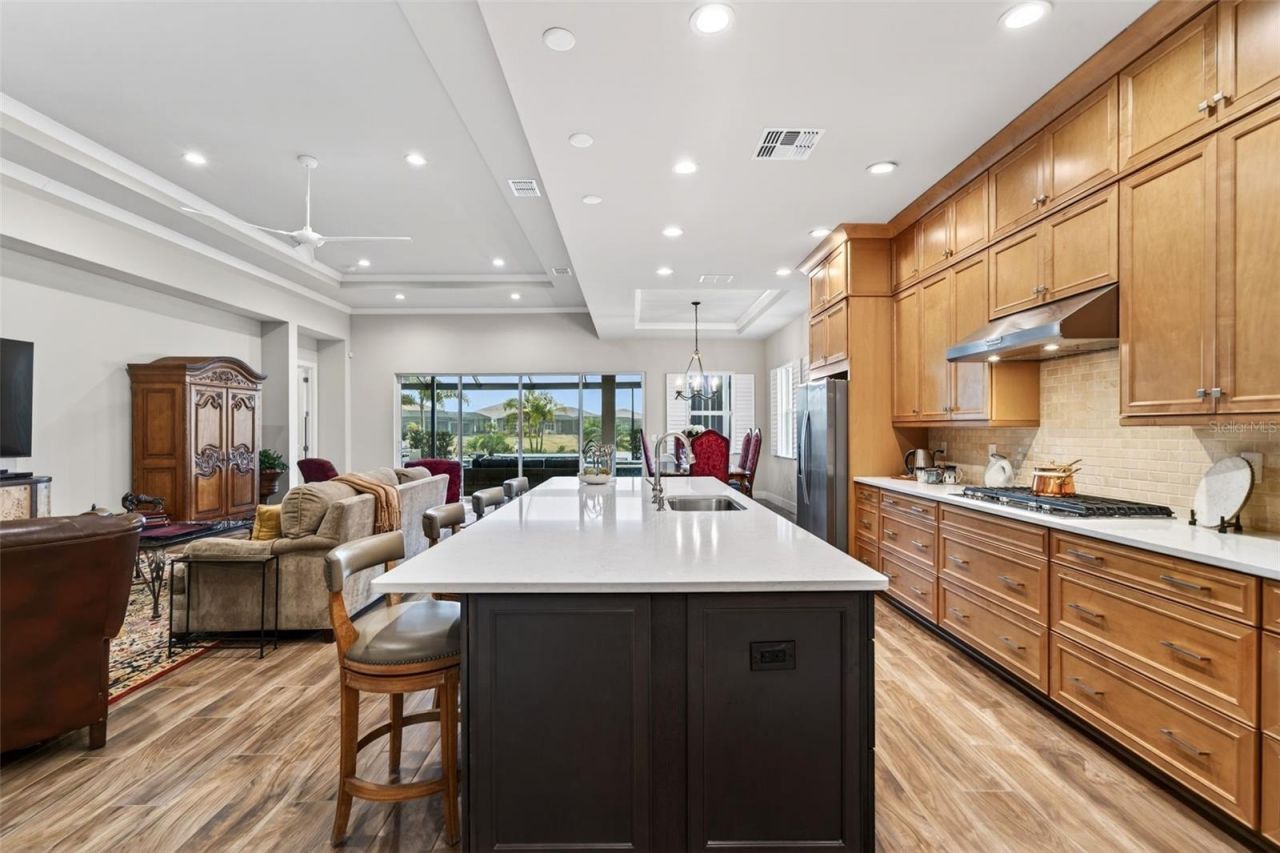 8134 Redonda Loop, Lakewood Ranch, FL 34202 Photo