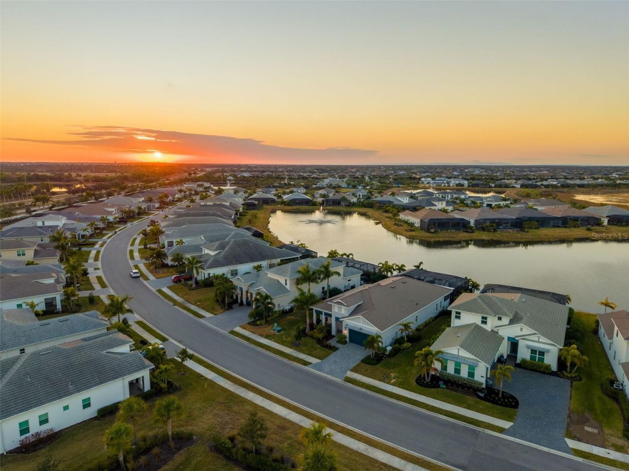 8134 Redonda Loop, Lakewood Ranch, FL 34202 Photo