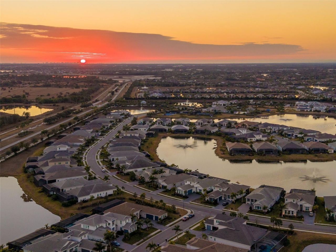 8134 Redonda Loop, Lakewood Ranch, FL 34202 Photo