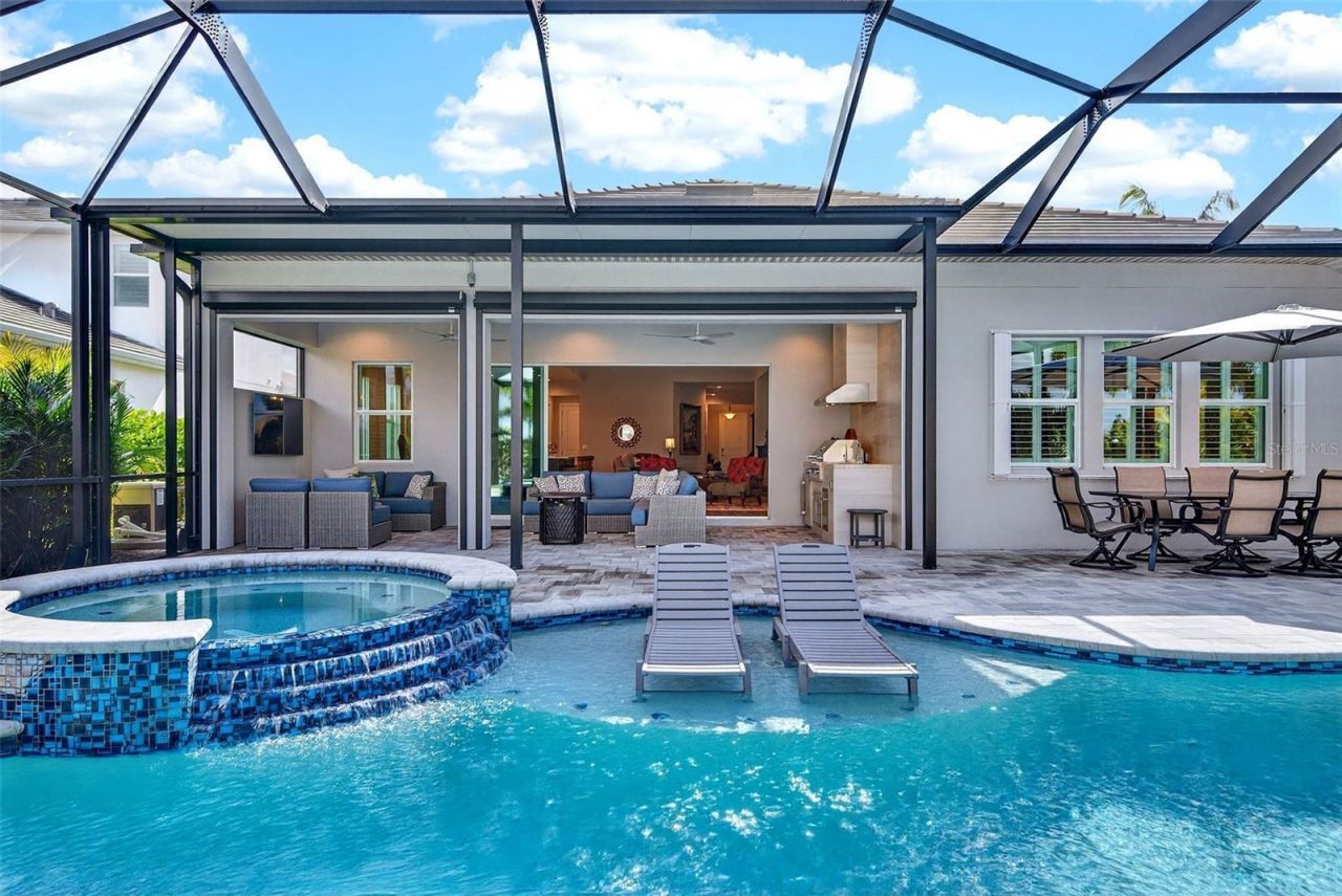 8134 Redonda Loop, Lakewood Ranch, FL 34202 Photo