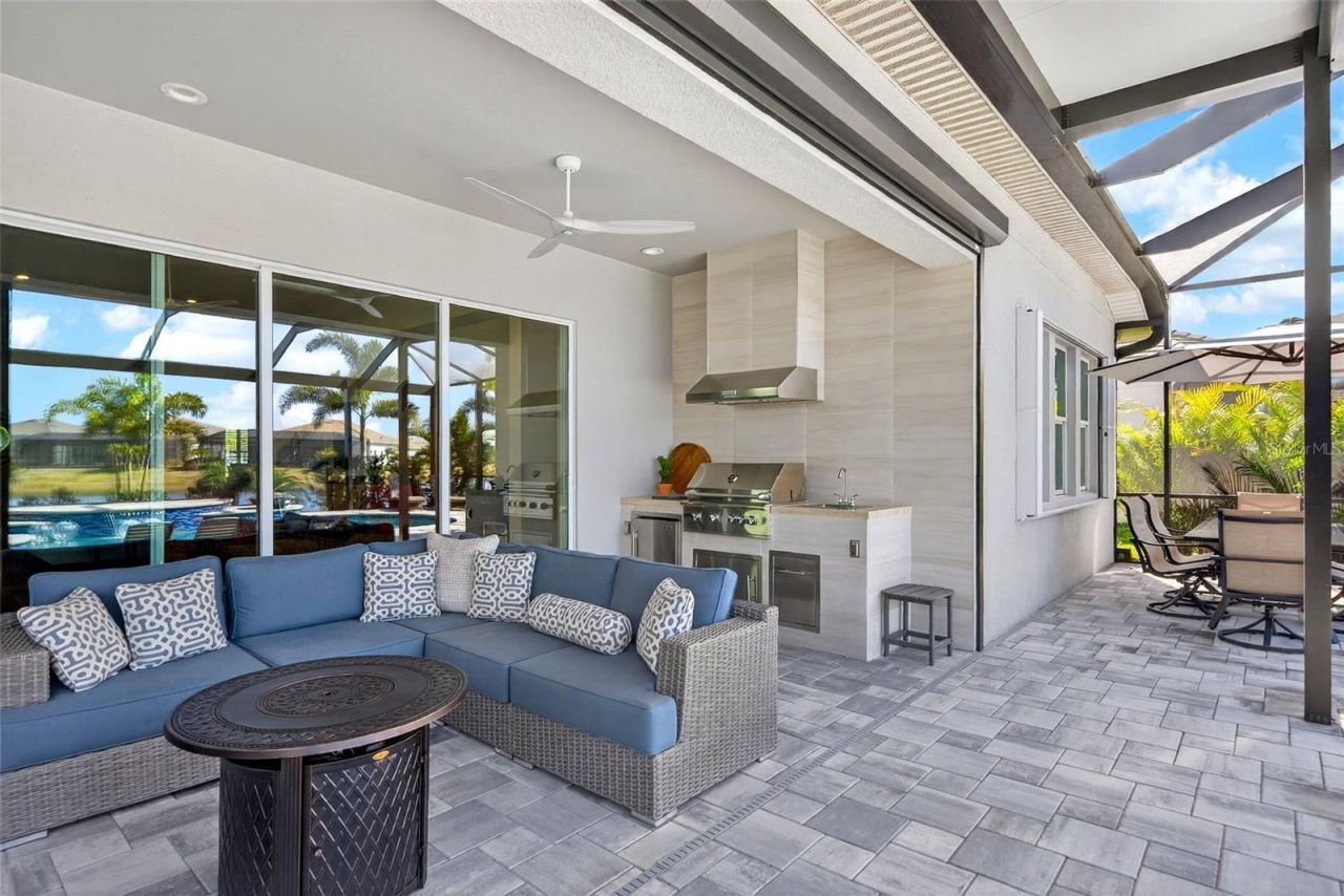 8134 Redonda Loop, Lakewood Ranch, FL 34202 Photo