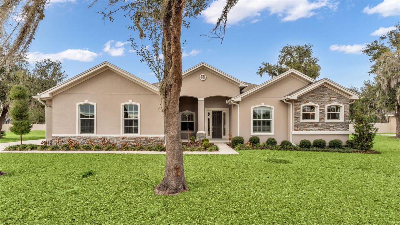 6482 English Creek Drive, Lakeland, FL 33811 Photo