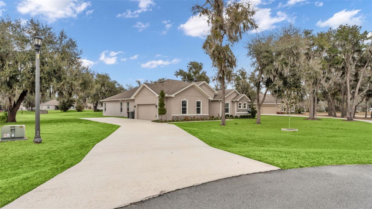 6482 English Creek Drive, Lakeland, FL 33811 Photo