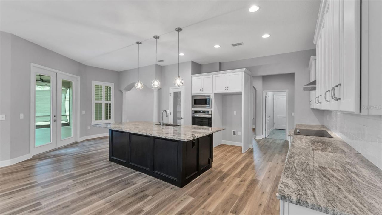 6482 English Creek Drive, Lakeland, FL 33811 Photo