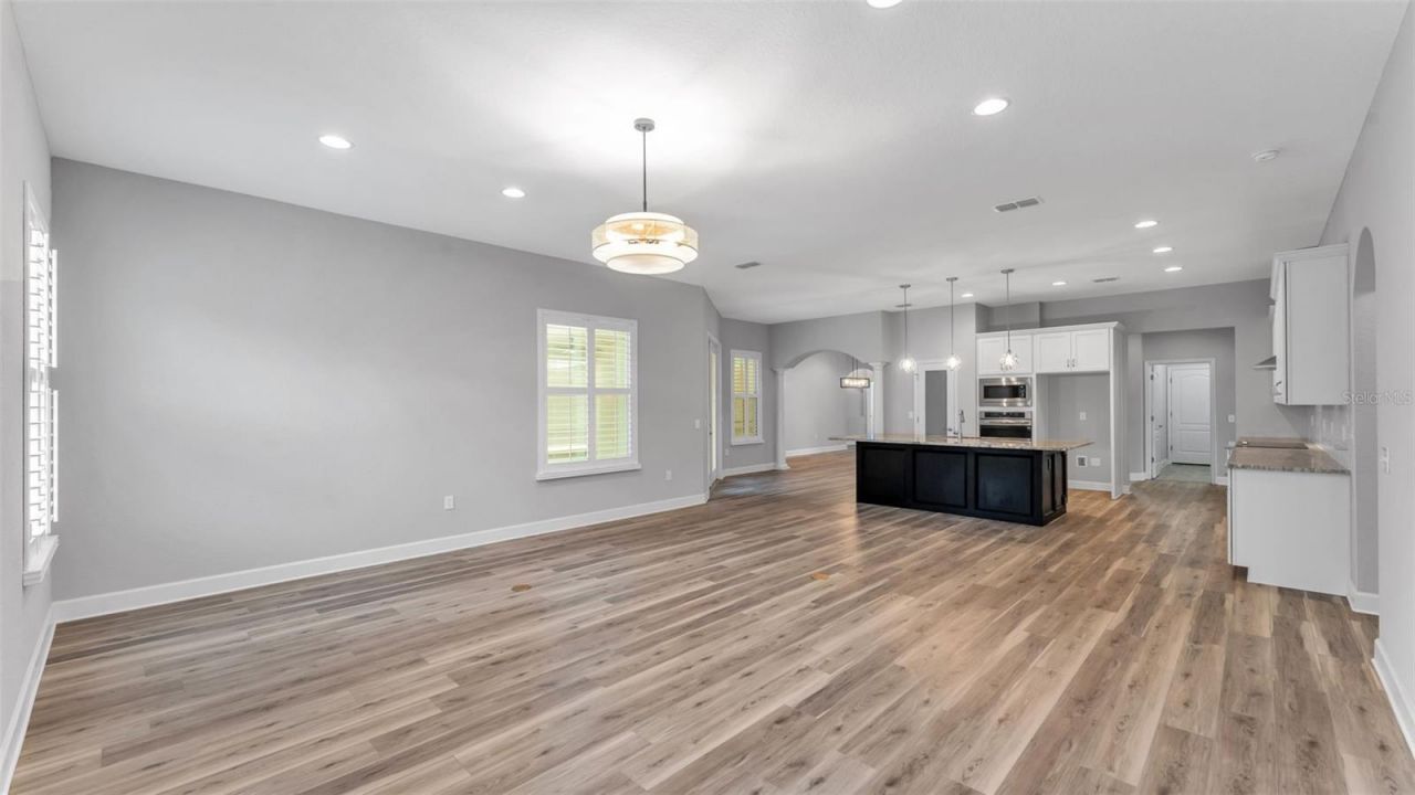 6482 English Creek Drive, Lakeland, FL 33811 Photo