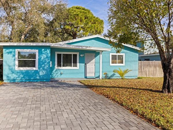 8011 26TH AVENUE N, ST PETERSBURG, FL 33710