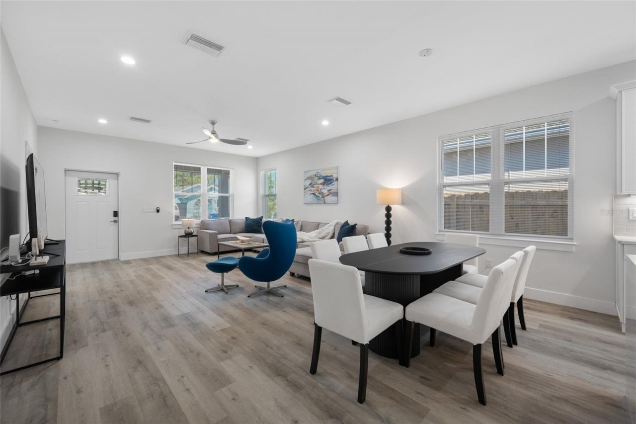 2150 43rd Terrace N, Saint Petersburg, FL 33714 Photo