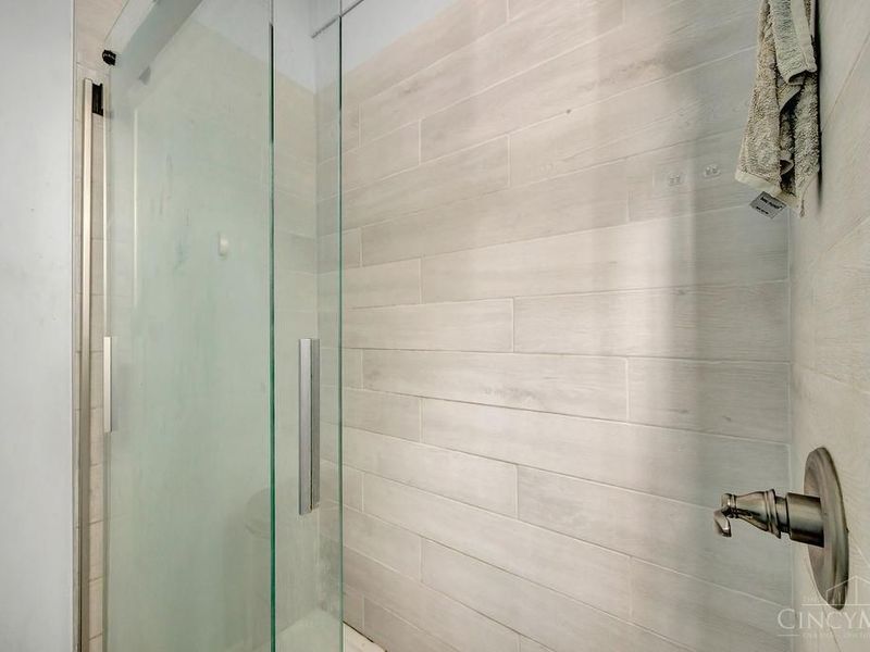 1506 Dixmont Avenue, Cincinnati, OH 45207 Photo 20