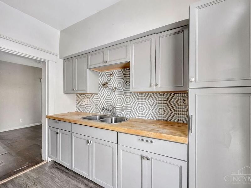 1506 Dixmont Avenue, Cincinnati, OH 45207 Photo 23