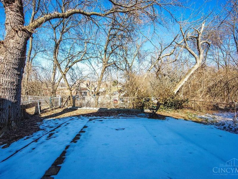 1506 Dixmont Avenue, Cincinnati, OH 45207 Photo 30