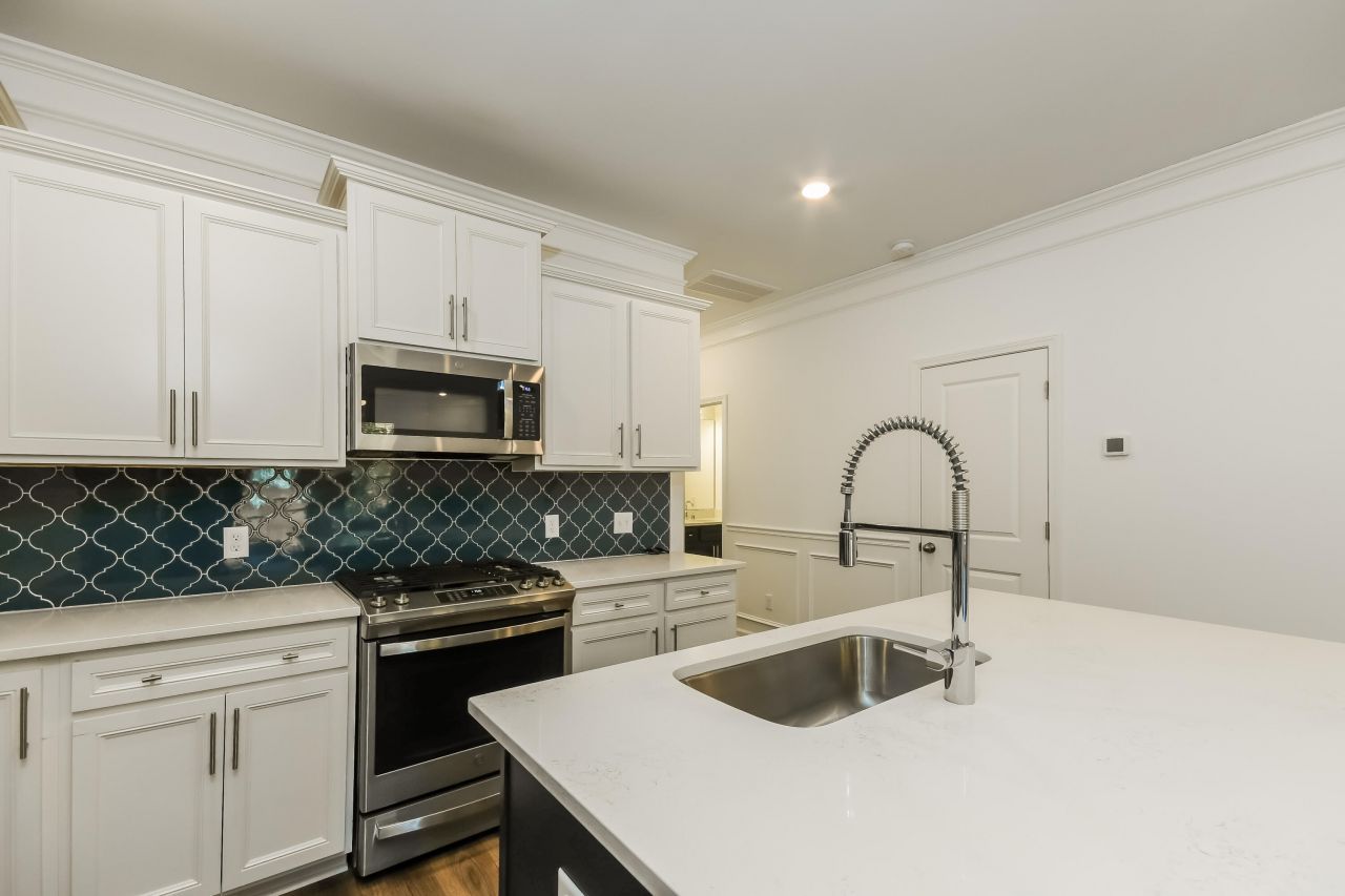 134 Alpine Road Photo 8