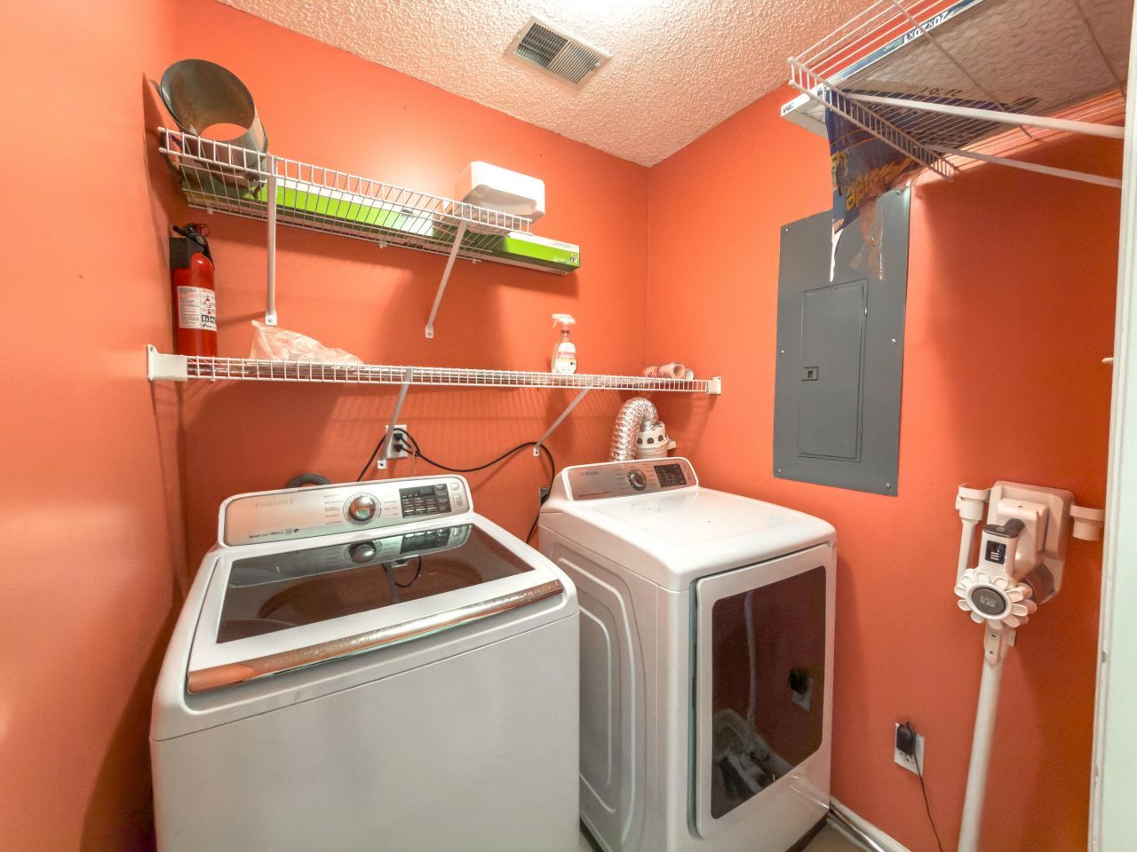 1413 White Ibis Court Photo 17