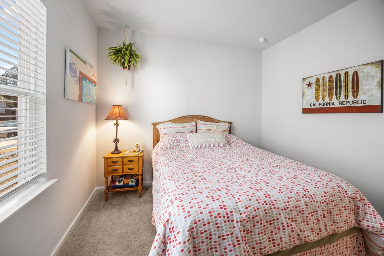 3050 Vincent Astor Drive Photo 24