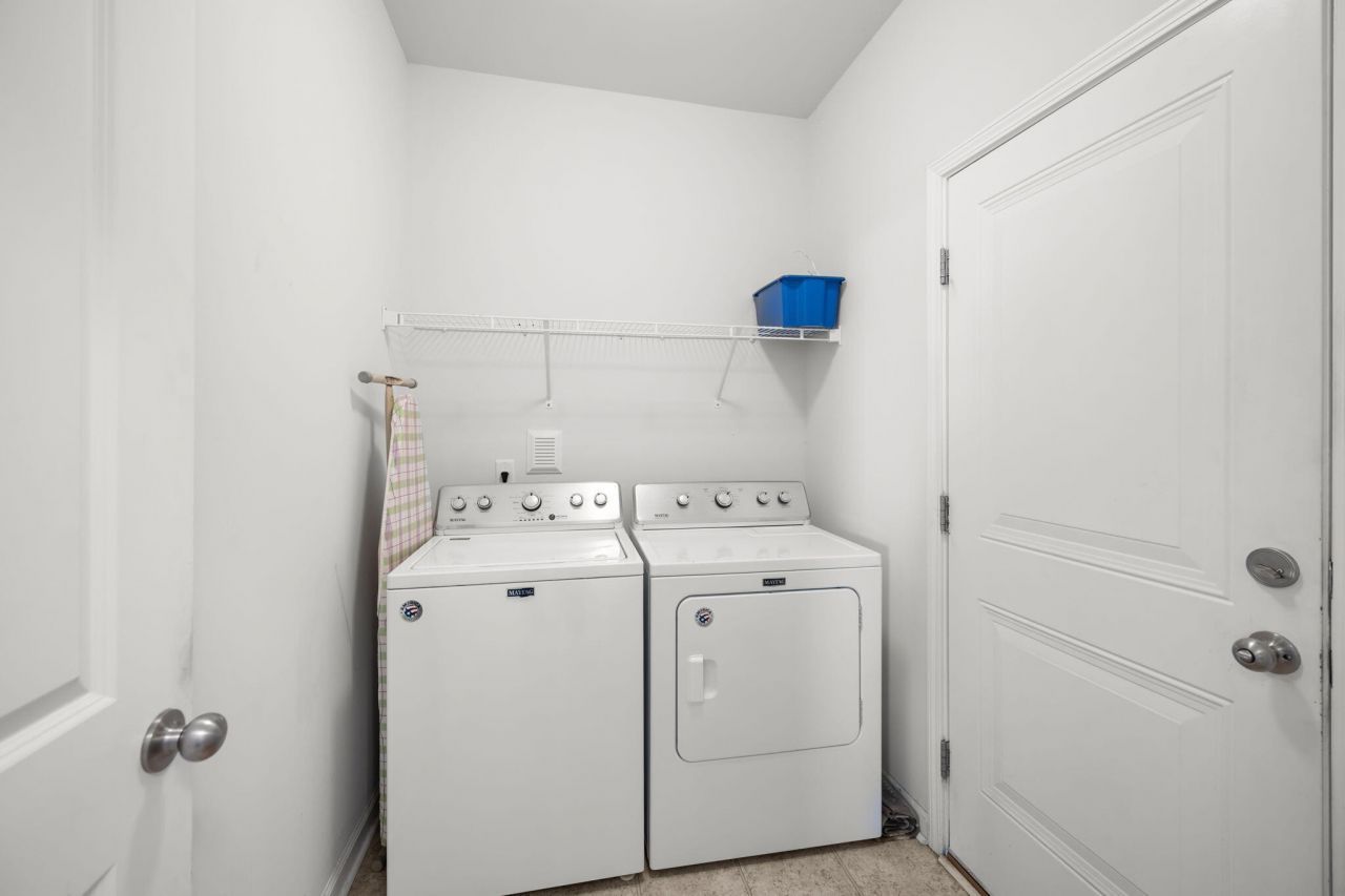 3050 Vincent Astor Drive Photo 28