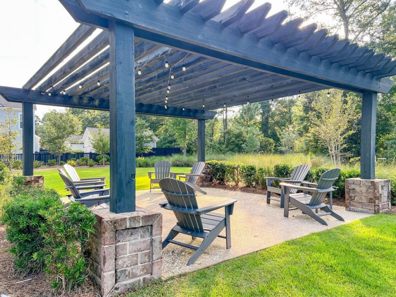 3050 Vincent Astor Drive Photo 33