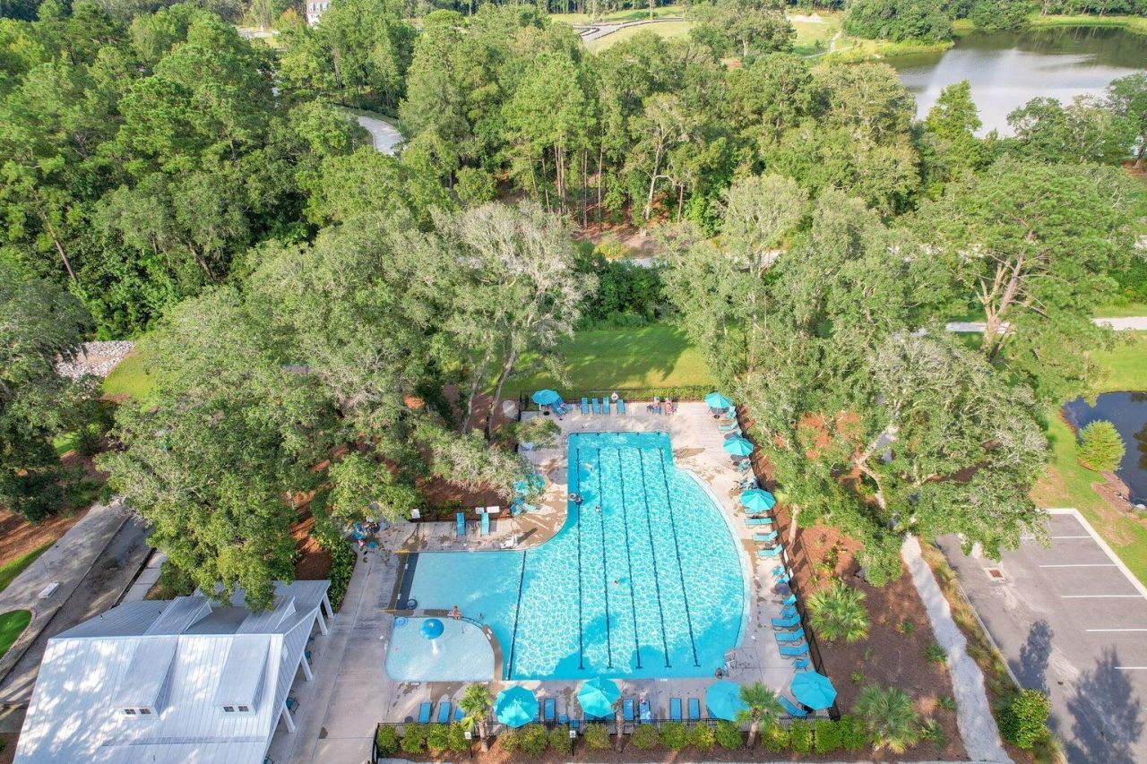 3050 Vincent Astor Drive Photo 34