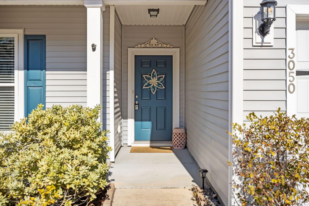 3050 Vincent Astor Drive Photo 8