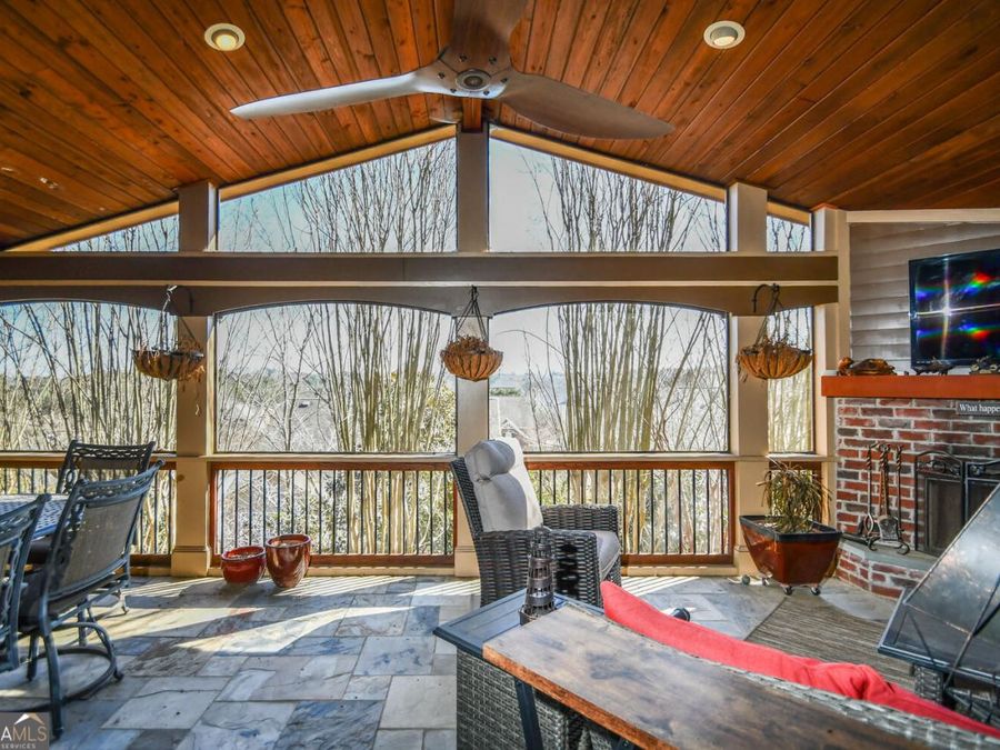 Property Image 37