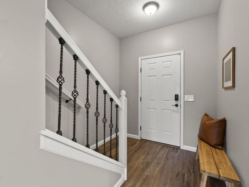 7250 Upper Albany Drive, New Albany, OH 43054 Photo 2