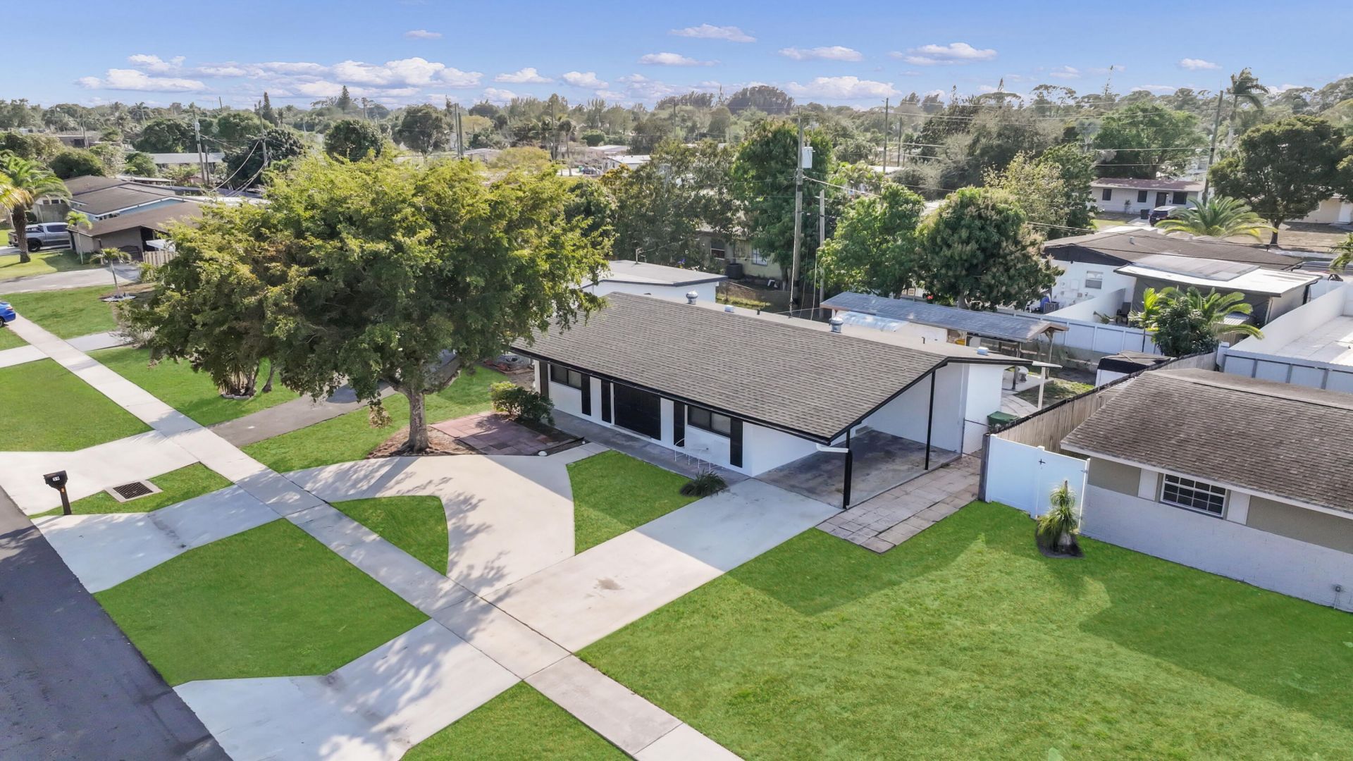 59 Andros Road, Palm Springs, FL 33461 Main Photo