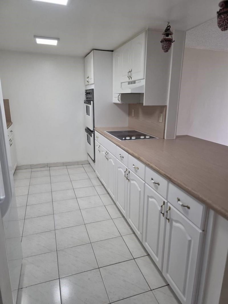 1001 Three Islands Boulevard, Hallandale Beach, FL 33009 Photo