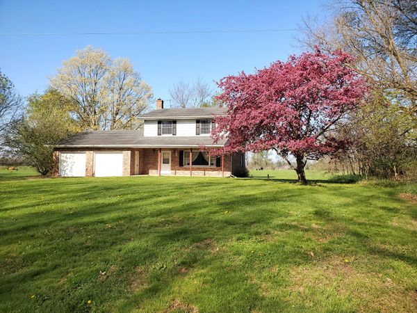 10798 Pleasant Lake Road, Delton, MI 49046