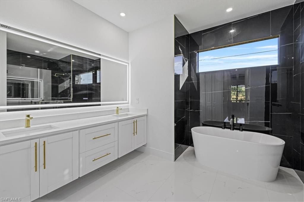 3006 13th St Sw, Lehigh Acres, FL 33976 Photo