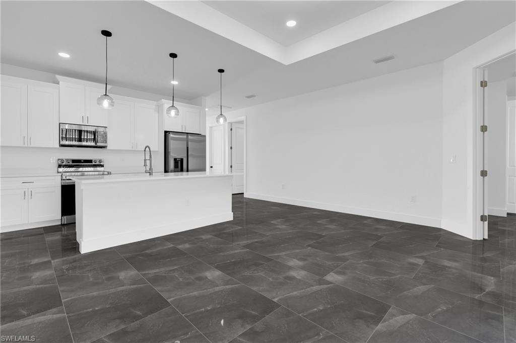 109/111 Harry Ave S, Lehigh Acres, FL 33973 Photo